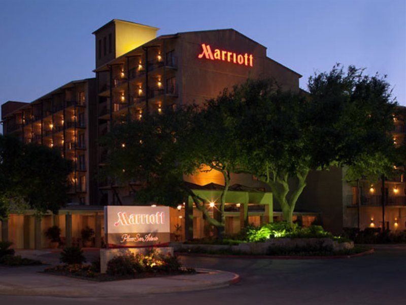 Отель Marriott Plaza Сан-Антонио Экстерьер фото